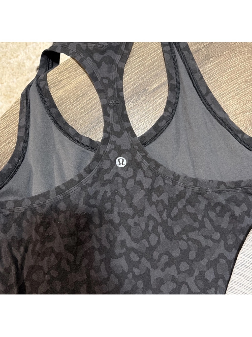Lululemon Women size 10? Cool Racerback II Nulu Wee Are From Space Gray and Camo - Picture 3 of 4